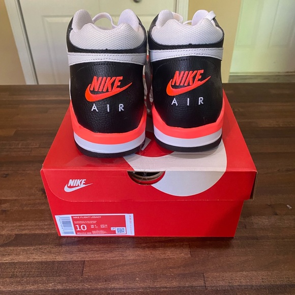 Men’s Nike Flight Legacy - Picture 2 of 4